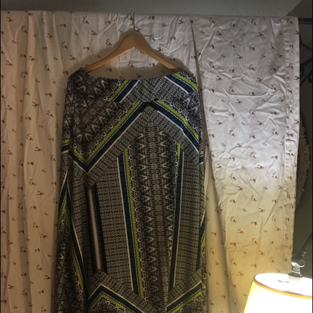Polyester maxi skirt green black diamond shape